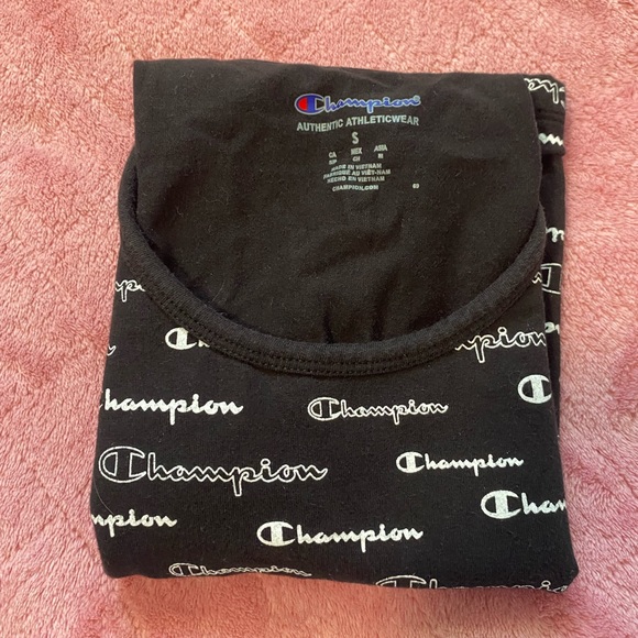 Champion Cropped Tank 🖤 - Picture 5 of 5